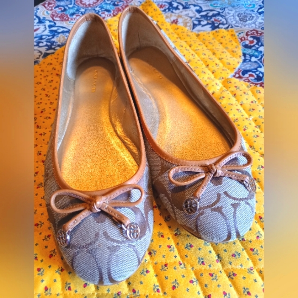 Coach Women's Tan/Brown Ballet Flats💖 Size 7B